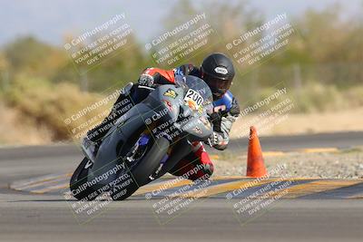 media/Nov-05-2022-SoCal Trackdays (Sat) [[f8d9b725ab]]/Turn 2 (1120am)/